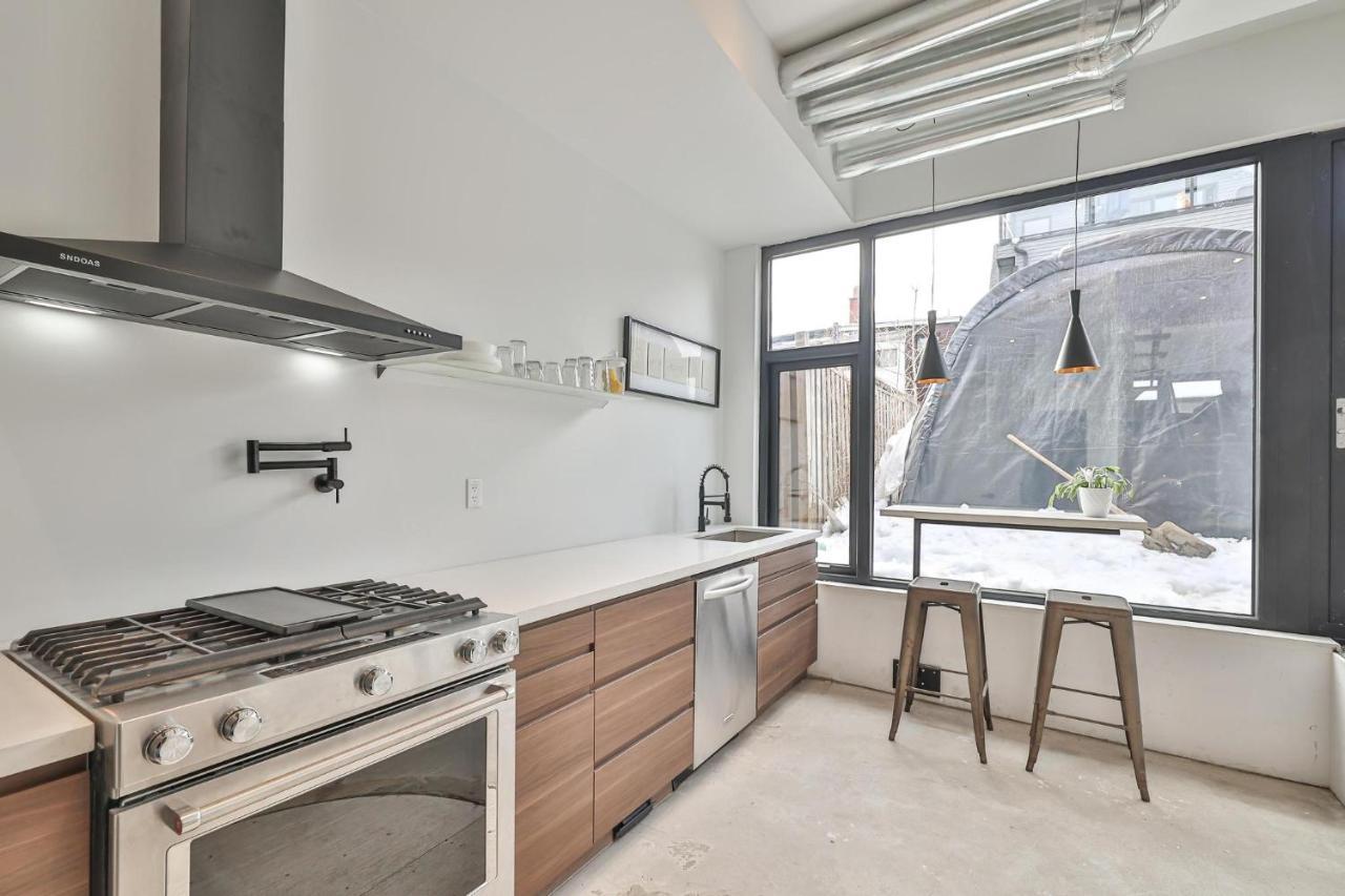 New Modern 1400 Sq Ft Coach House Near Everything Toronto Ngoại thất bức ảnh