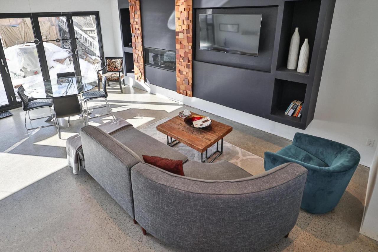 New Modern 1400 Sq Ft Coach House Near Everything Toronto Ngoại thất bức ảnh