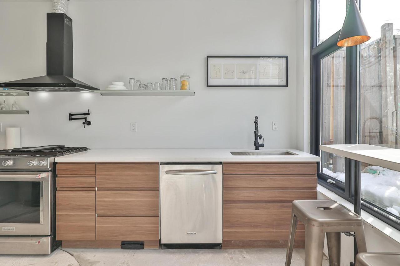 New Modern 1400 Sq Ft Coach House Near Everything Toronto Ngoại thất bức ảnh