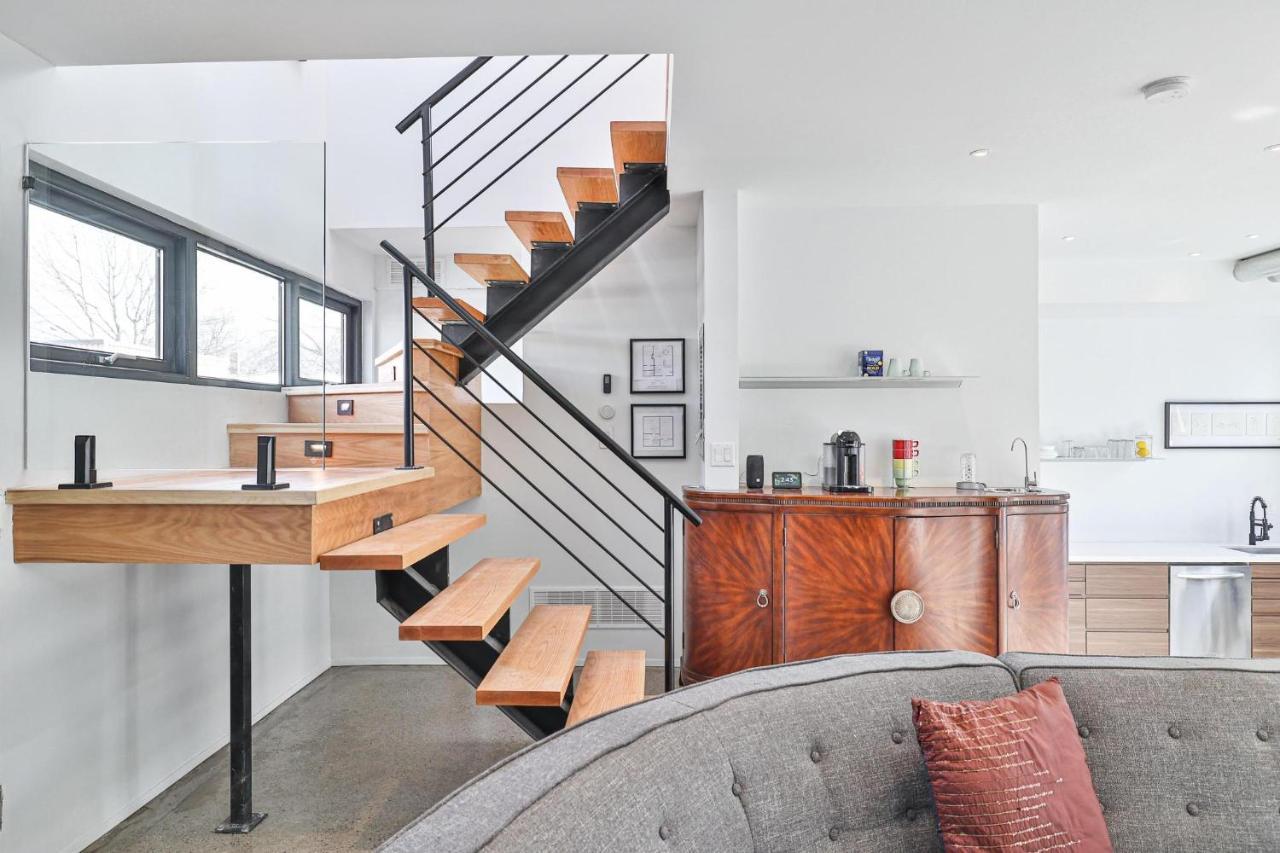New Modern 1400 Sq Ft Coach House Near Everything Toronto Ngoại thất bức ảnh