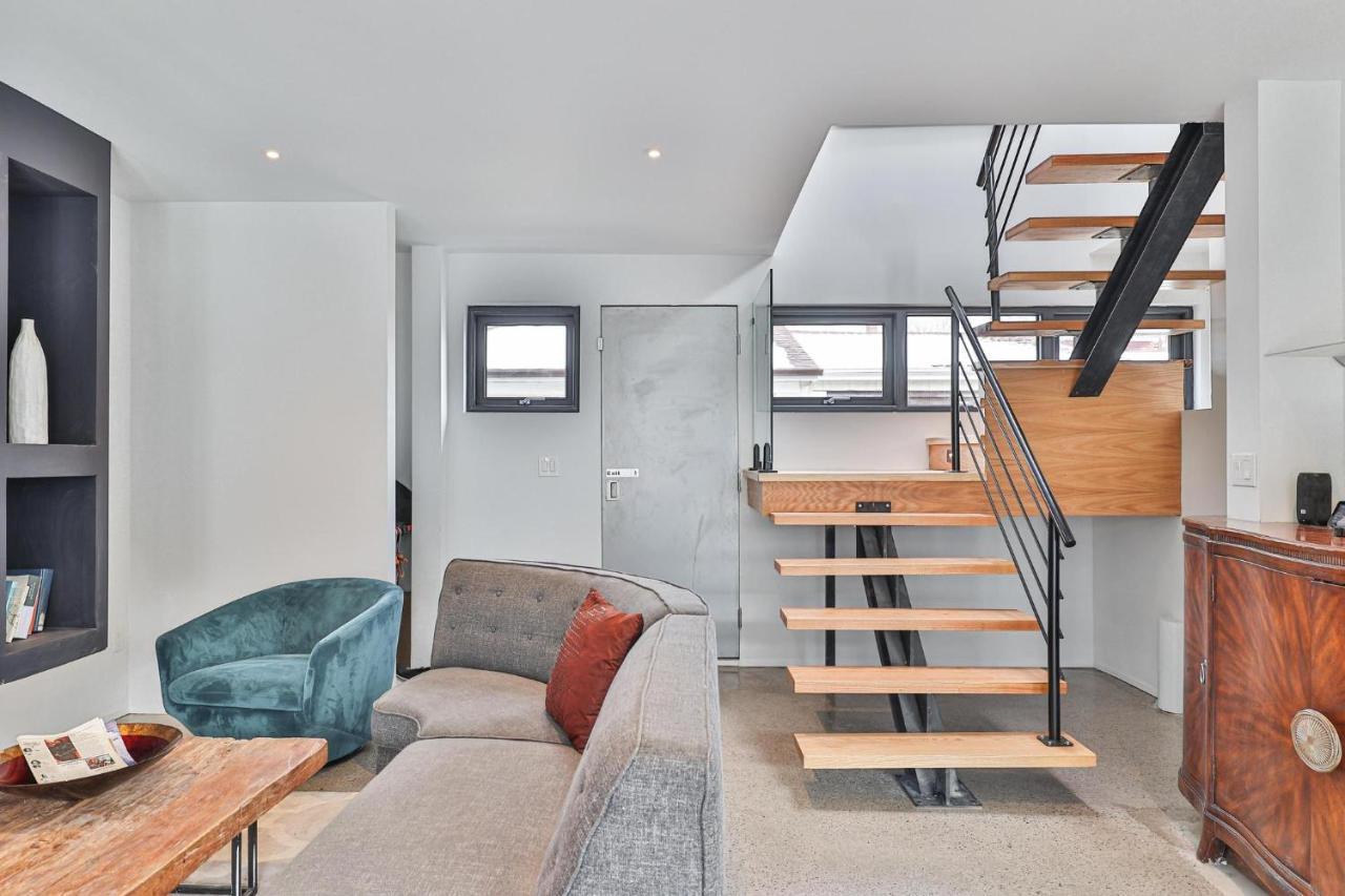 New Modern 1400 Sq Ft Coach House Near Everything Toronto Ngoại thất bức ảnh
