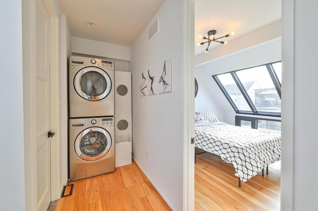 New Modern 1400 Sq Ft Coach House Near Everything Toronto Ngoại thất bức ảnh